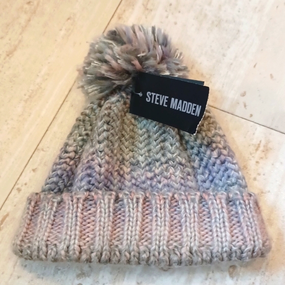 Steve Madden Accessories - NWT Steve Madden Pastel Pom Pom Beanie